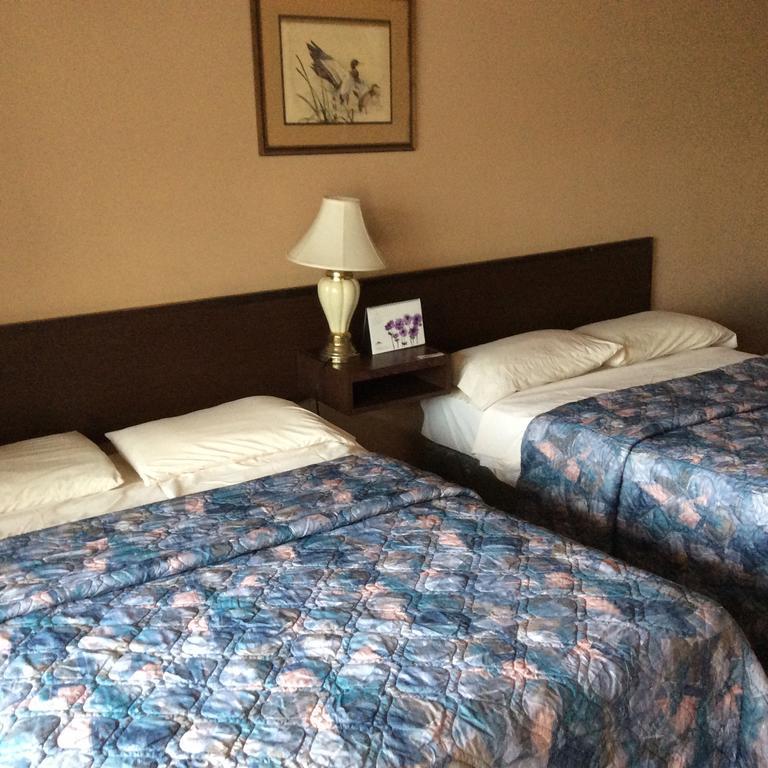 Parkwood Motor Inn Sundre Eksteriør bilde