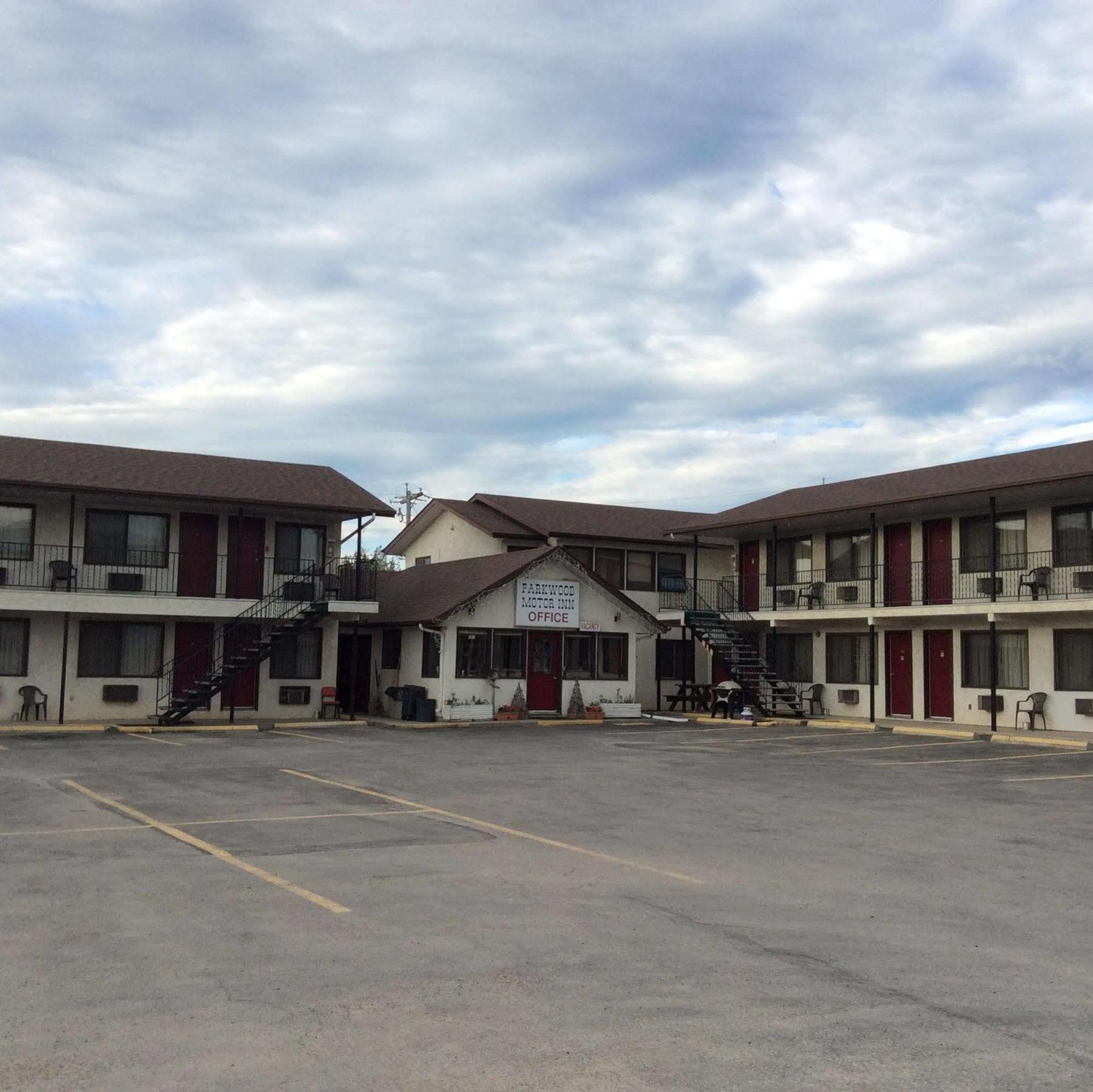 Parkwood Motor Inn Sundre Eksteriør bilde
